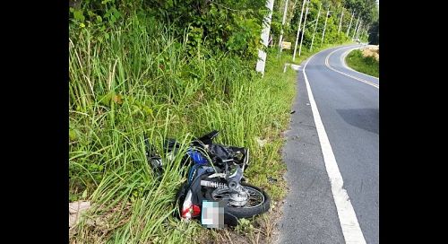 Два мотоцикла столкнулись на узкой дороге в Таланге. Фото: Полиция Таланга