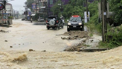 Экстренные службы Пхукета получили указание быть готовыми к последствиям дождей. Фото: Архив The Phuket News