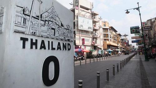 Бангкокская Khao San Rd. в нынешние дни. Фото: Apichart Jinakul / Bangkok Post