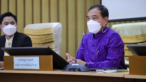 Новое требование было озвучено 25 января вице-губернатором Пхукета Пичетом Панапонгом. Фото: PR Phuket