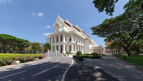 Университет имени Короля Чулалонгкорна в Бангкоке. Фото: Supanut Arunoprayote