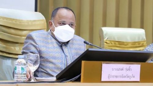 Губернатор Пхукета Наронг Вунсиеу. Фото: Phuket PR