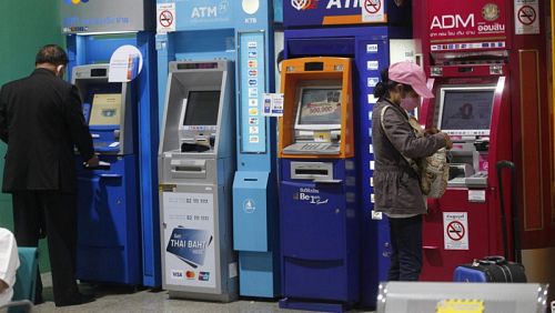Банкоматы CDM в Таиланде продолжат принимать наличные для анонимного зачисления на счета. Фото: Nutthawat Wicheanbut / Bangkok Post