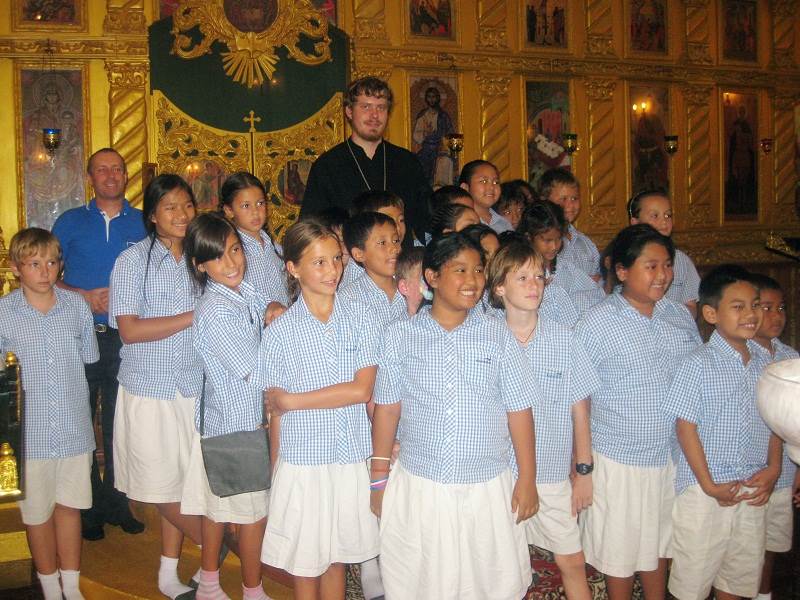 Школьники посетили православный храм