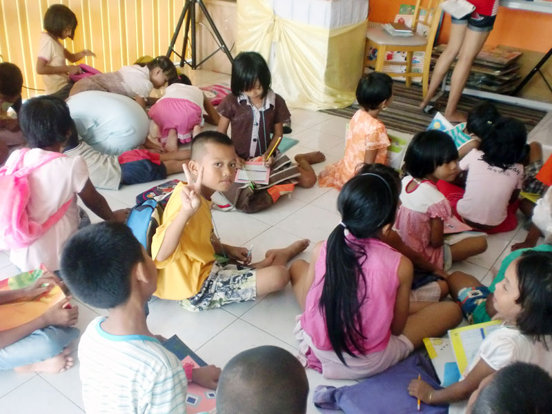 В Патонге открылась школа для бирманцев
