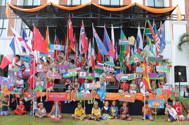 Школы Пхукета отпраздновали International Day