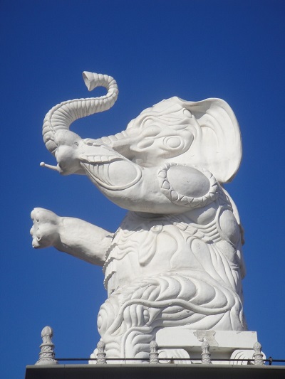 Белый слон: история символа Королевской династии
