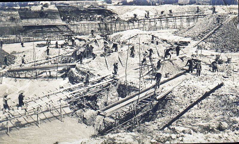 Оловянная шахта на Пхукете в начале XX века.