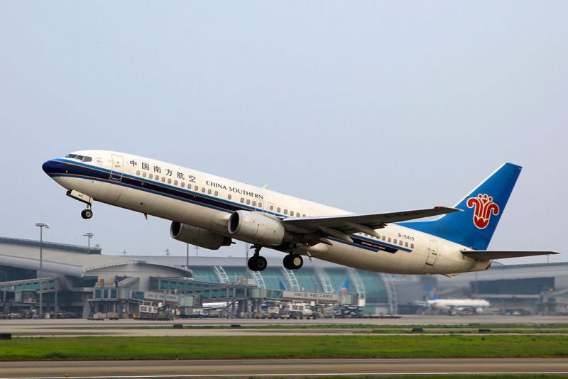 Самолет из Китая совершил аварийную посадку по пути в Бангкок
