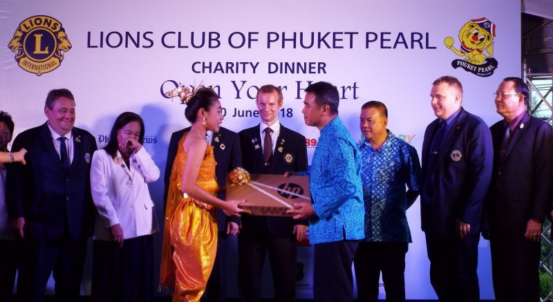 Lions Club of Phuket Pearl собрал средства на помощь детям