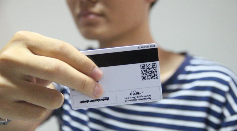 Внедрение электронных водительских прав в Таиланде займет не менее полугода