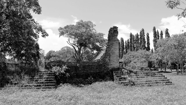 Руины особняка, построенного губернатором после восстания. Фото: A History of Phuket and the Surrounding Region