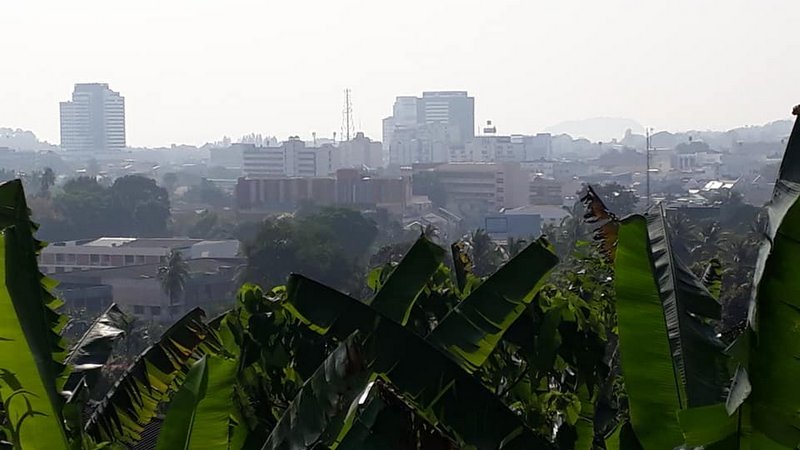 Показатель загрязнения воздуха на Пхукете вырос до вредного для здоровья уровня. Фото: Wichai Raksawong
