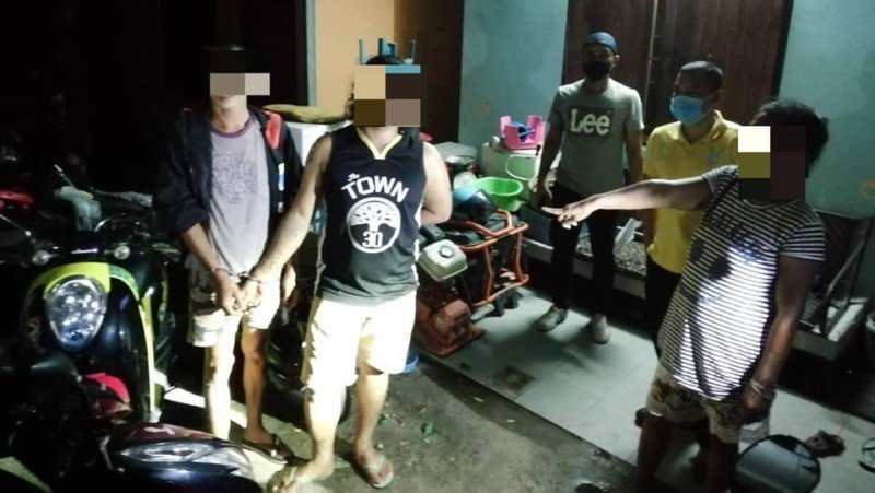 Двое угонщиков были арестованы ночью 30 июля в Патонге и Кату. Фото: Полиция Патонга