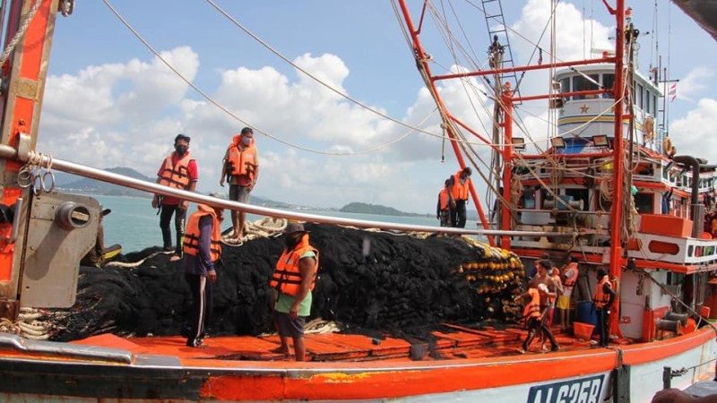 Проверка рыболовецких судов не выявила нарушений. Фото: Phuket PR Department