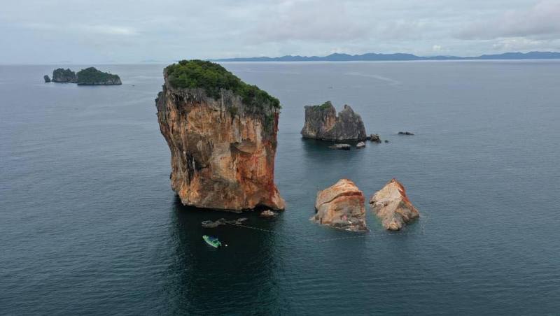Специалисты не исключают дальнейшего разрушения острова Мэ-Урай. Фото: DNP