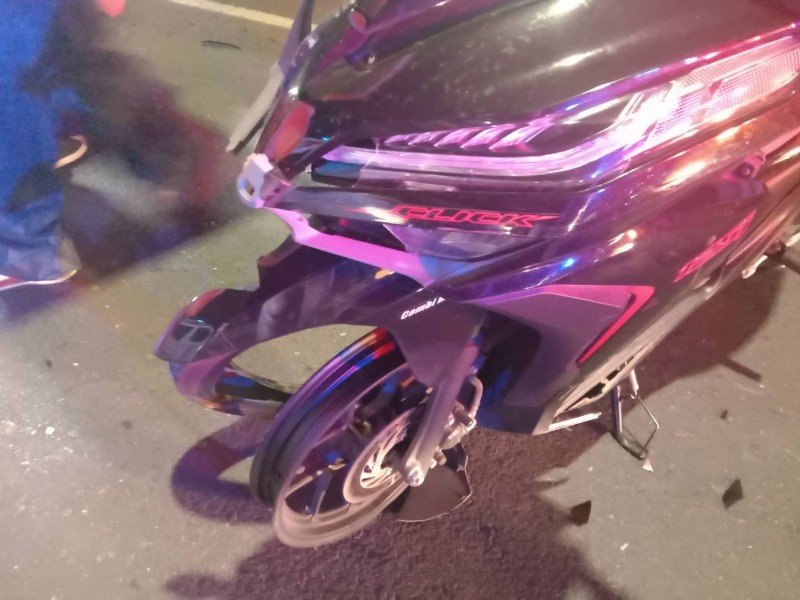 Женщина пострадала в мотоциклетной аварии в Кату