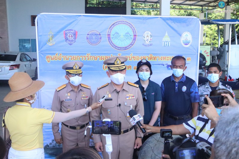 Бак из-под гидразина нашли в море недалеко от Пхукета. Фото: ВМФ Таиланда