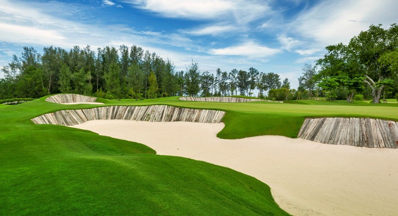 Aquella Golf and Country Club открывается в Пханг-Нга