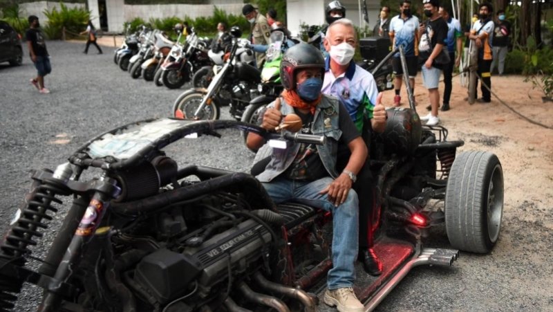 Министр туризма приехал на Пхукет анонсировать Phuket Bike Week 2022. Фото: Минтуризма Таиланда