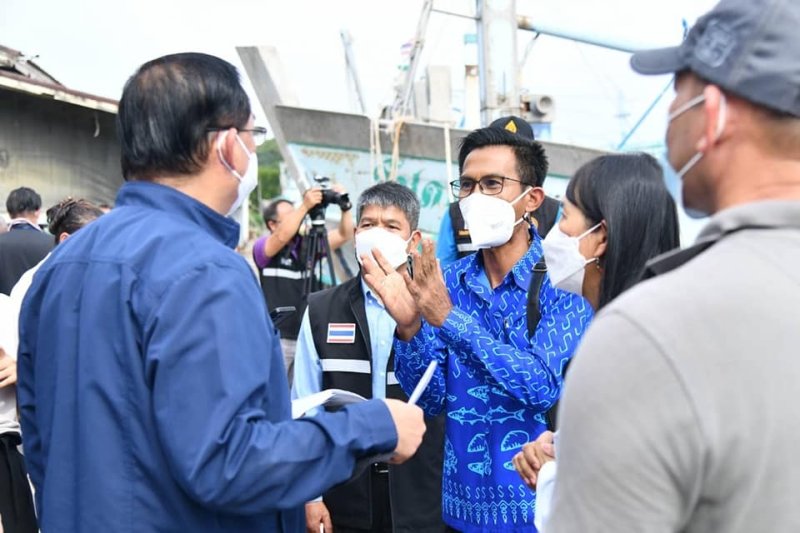 Ануча Накасай посетил Пхукет. Визит был связан с жалобами рыбаков. Фото: PR Phuket