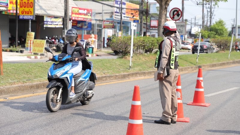 Неделя усиленного дорожного контроля продолжается на Пхукете. Фото: PPHO
