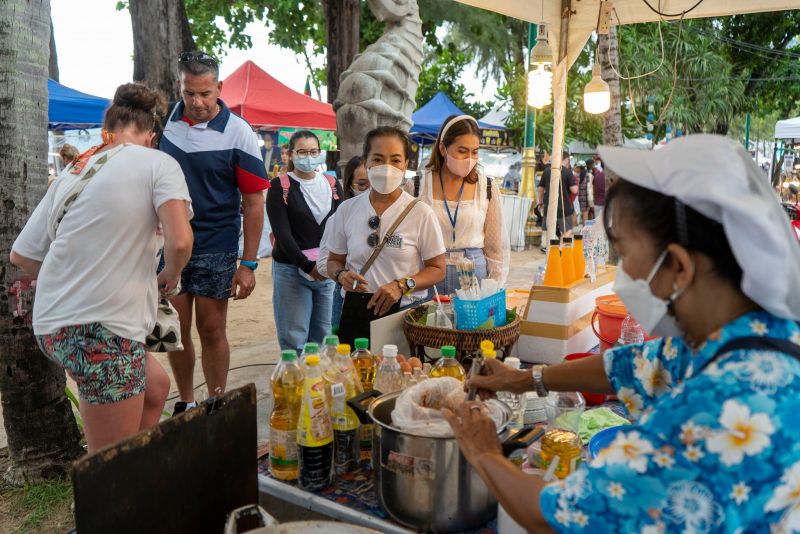 Ярмарка Roi Rim Lay стартовала в Патонге 6 мая и продолжится 7 числа. Фото: PR Patong