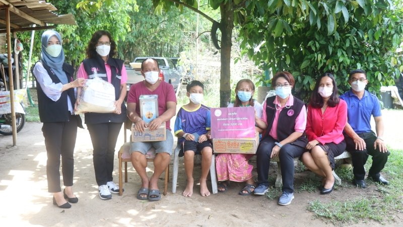 Ребенок из Таланга потерял зрение в результате бактериальной инфекции. После общественного резонанса власти заявили, что его отправят на лечение в столицу. Фото: PR Phuket