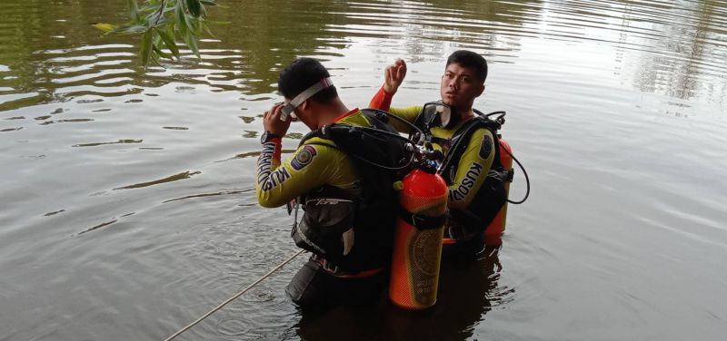 В озере у пляжа Май-Кхао нашли труп мужчины, не вернувшегося домой после утреннего похода по грибы. Фото: Иккапоп Тхонгтуб