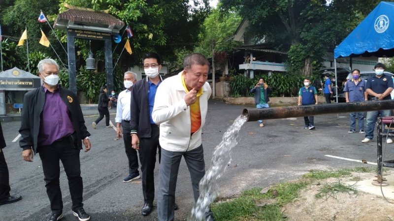 Глава Департамента подземных водных ресурсов Сакда Виченсин объявил о том, что на Пхукете уже началась работа по оценке подземных запасов воды в количественном и качественном отношении. Фото: PR Phuket