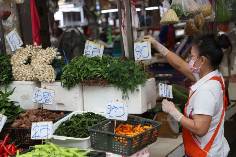 В отличие от МРОТ, потребительские цены в Таиланде в этом году растут. Фото: Varuth Hirunyatheb / Bangkok Post