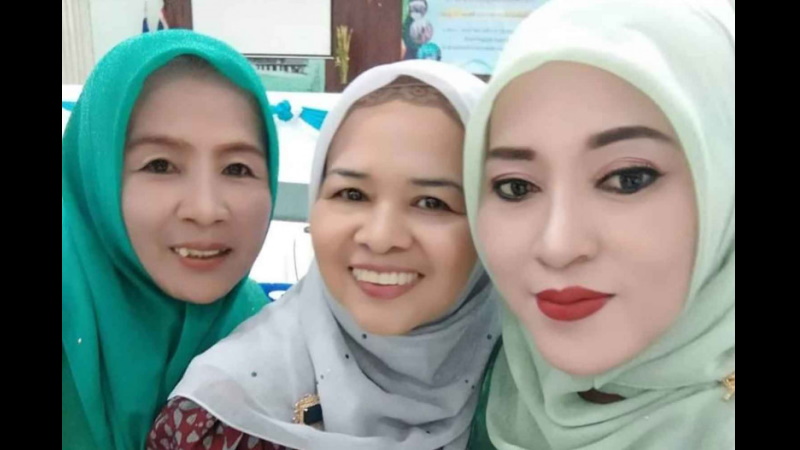 В Таиланде губернатором провинции впервые стала женщина-мусульманка