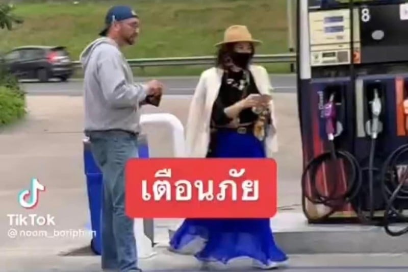 Китаянка с оверстэем более 3,5 лет привлекла к себе внимание тем, что одалживала деньги у водителей на заправке. Фото: Phuket Provincial Police