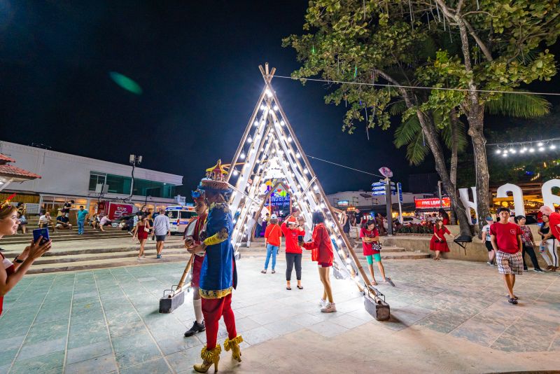 Место проведения новогоднего отсчета в Патонге – Patong Point, участок пляжа напротив выхода с Бангла-Роуд. Фото: PR Patong