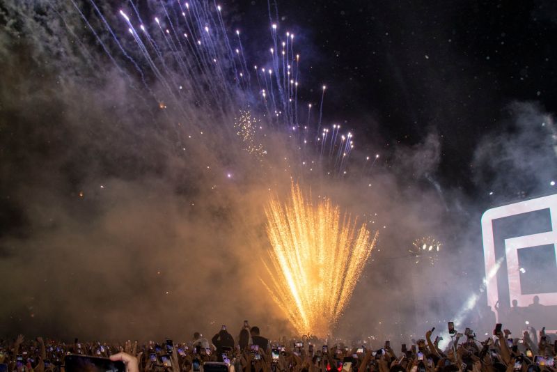 Новогодний концерт и фейерверки в Патонге. Фото: PR Patong