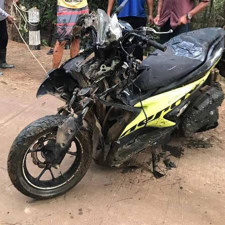 Британец серьезно пострадал в мотоциклетном ДТП на острове Яо. Фото: Arron John Rouse