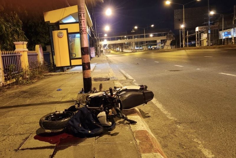 Женщина пострадала в мотоциклетной аварии в Ко-Кэу