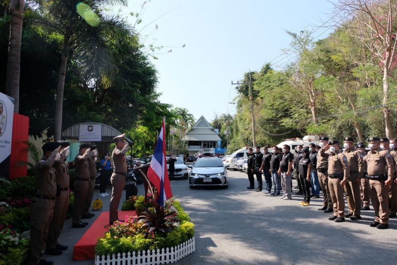 Замначальника турполиции генерал-майор Понгсиам Микантхонг в Паттайе. Фото: Thailand Tourist Police