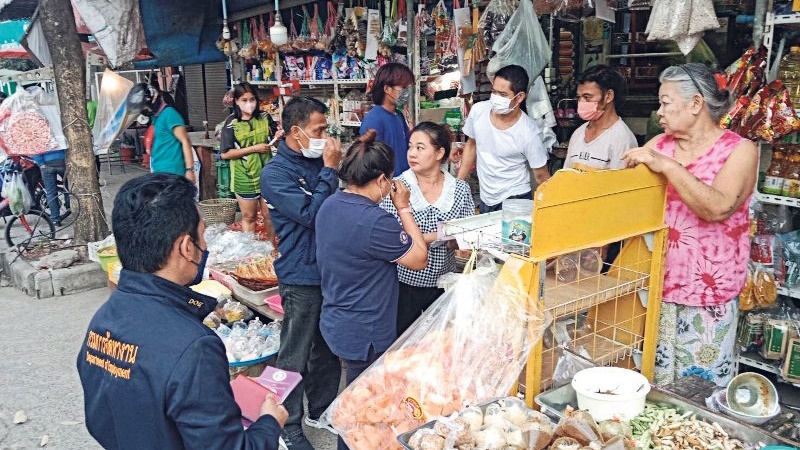 Кампания по борьбе с нелегально работающими в Таиланде иностранцами продолжается по всей стране. Фото: DOE / MOL