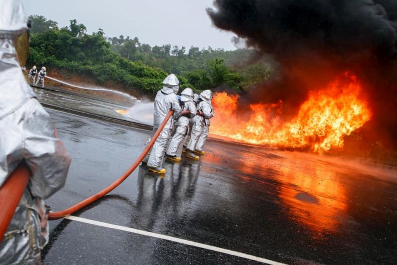 Пожарные учения в пхукетском аэропорту 31 мая. Фото: AOT Phuket