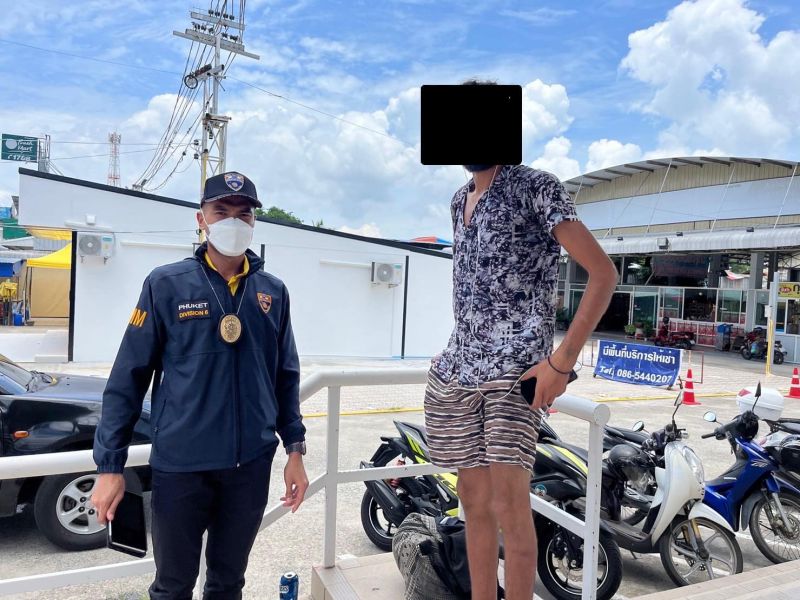 Гражданин Алжира был арестован 12 сентября за просрочку визы на полгода. Фото: Phuket Immigration
