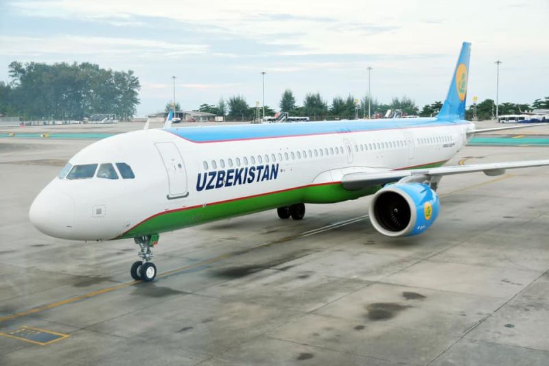Билет на самолет узбекские авиалинии. Боинг 787-800 узбекские авиалинии. Самолет Uzbekistan Airways. Ташкент Пхукет. Самолёт на узбекском языке.